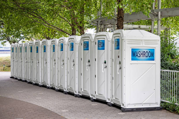 Best Luxury portable toilet rental  in Frazeysburg, OH